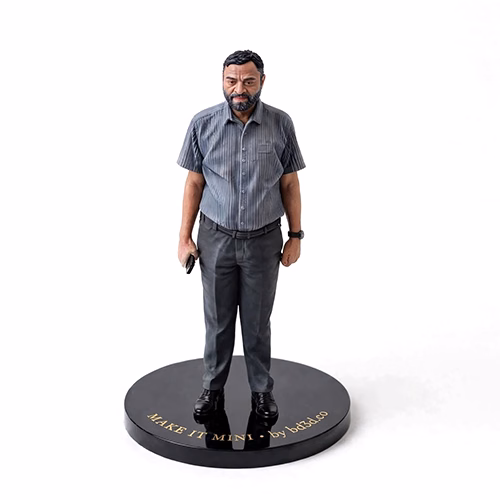 hand-sculpted 3d figurine from photo by BD3D custom miniature sculpture on black base